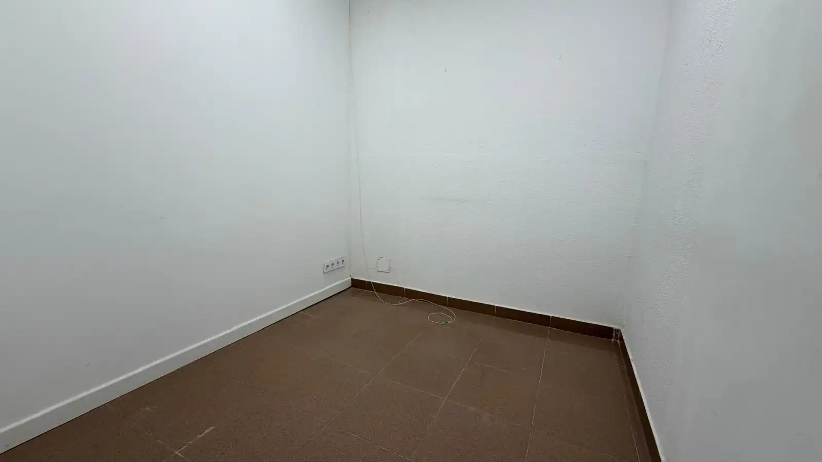 Local comercial de lloguer a Calle del Parque 19, imagen 13