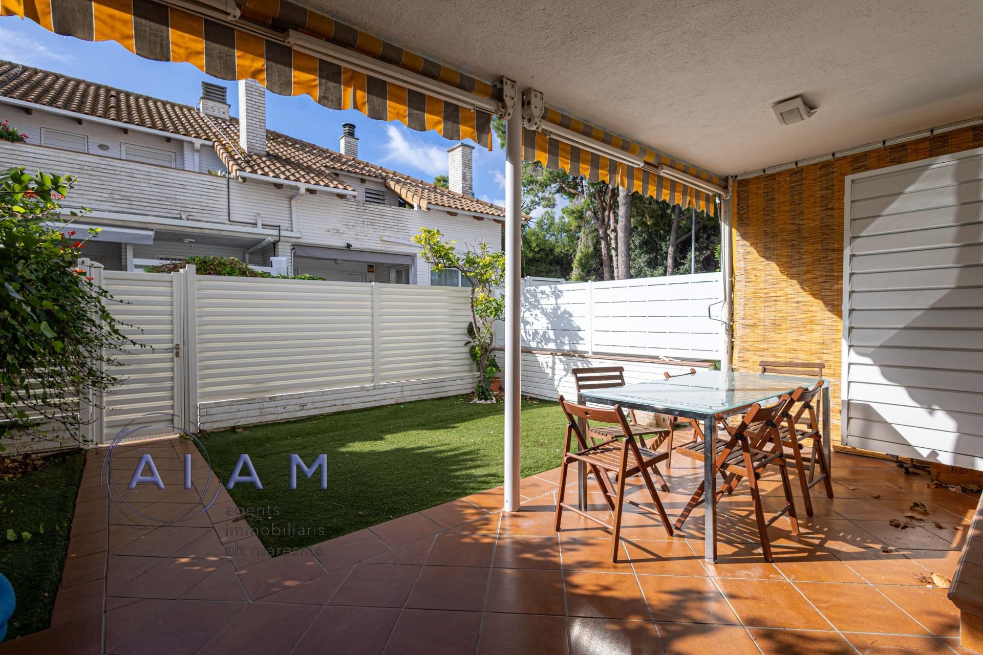 Garden of Single-family semi-detached for sale in Santa Susanna  with Private garden and Terrace