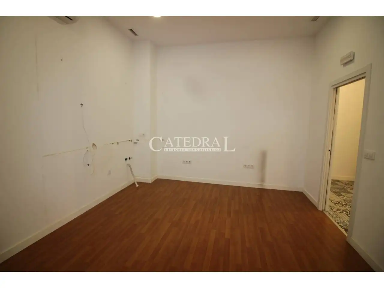 Bedroom of Commercial properties for rent in Sevilla  with Air Conditioner