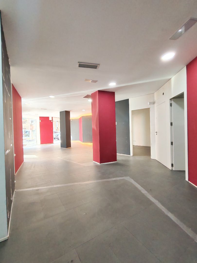 Local de lloguer en Elche / Elx amb Aire condicionat