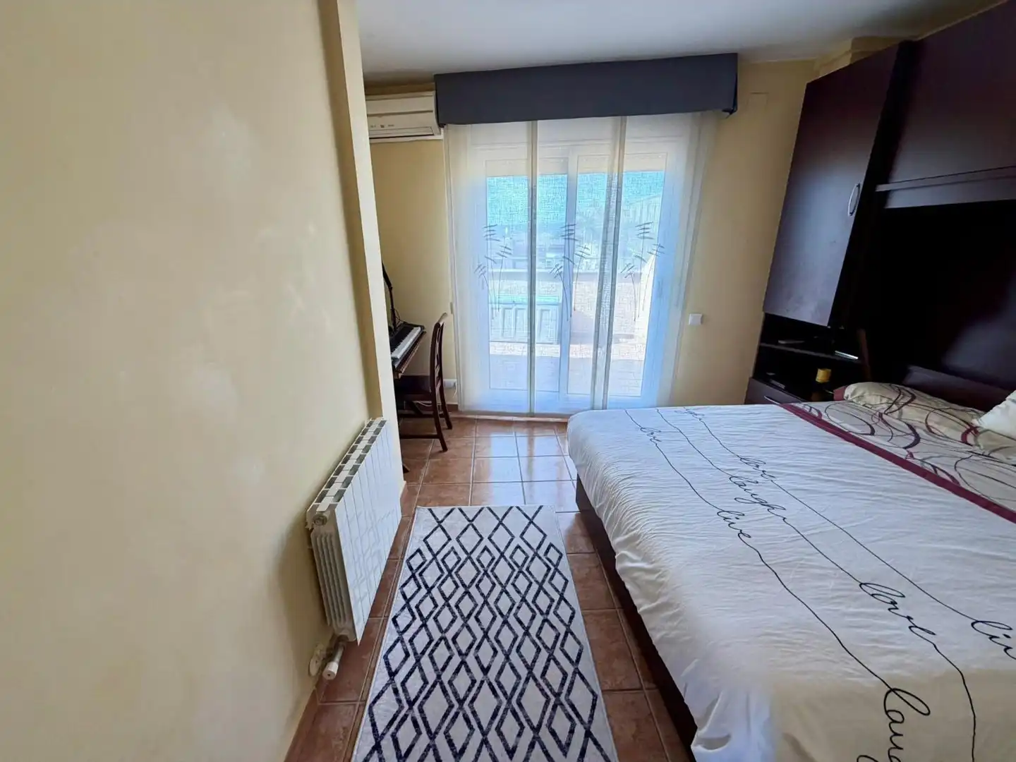 Habitación de Ático en venta en Castellet i la Gornal con Aire acondicionado, Calefacción y Terraza