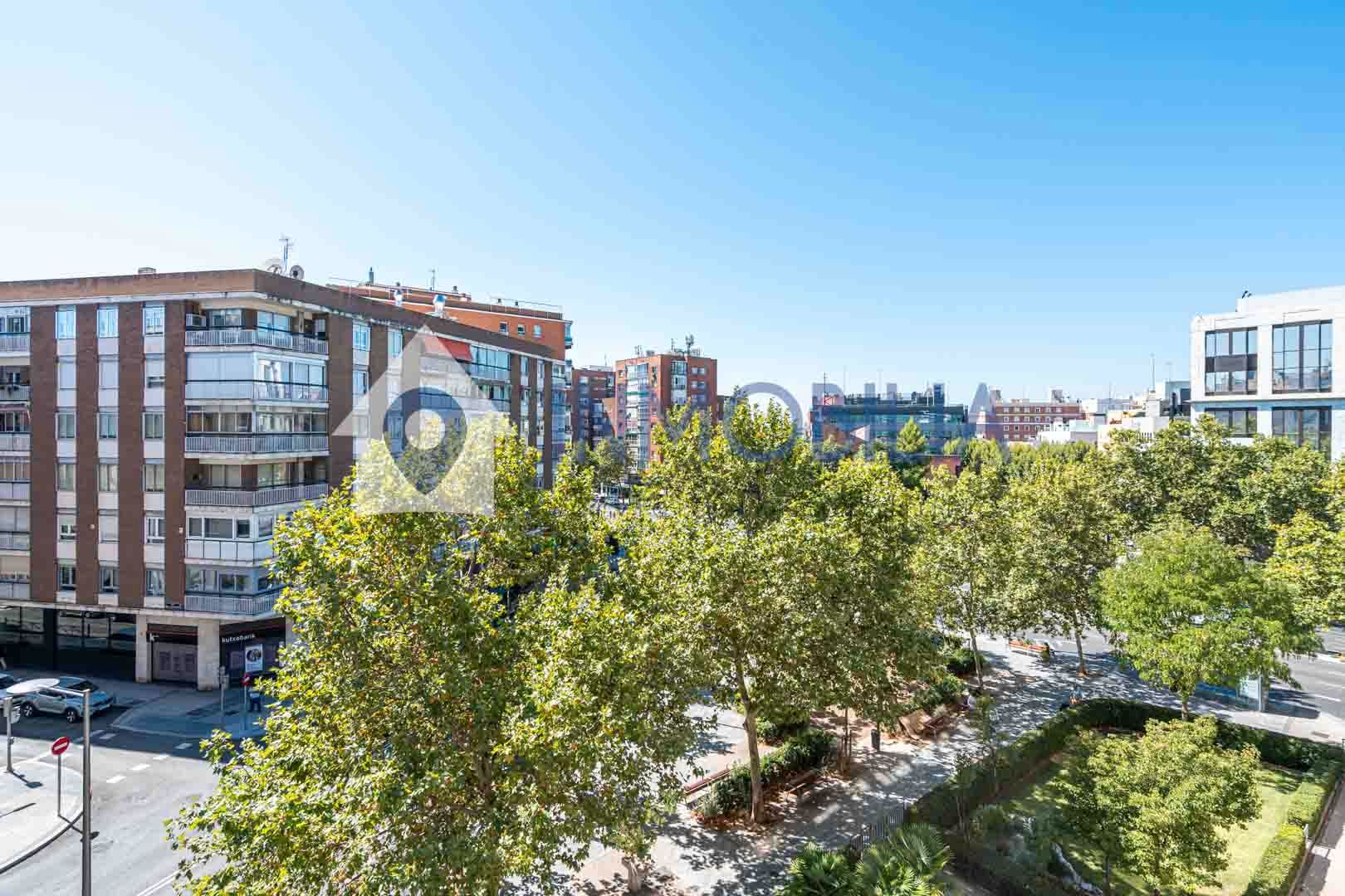 Exterior view of Flat for sale in  Madrid Capital  with Air Conditioner, Heating and Terrace