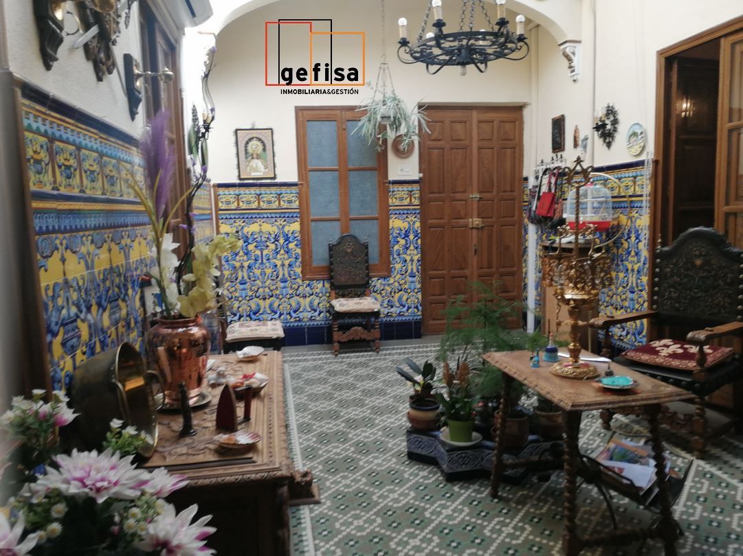 House or chalet for sale in Valdepeñas  with Air Conditioner, Terrace and Storage room