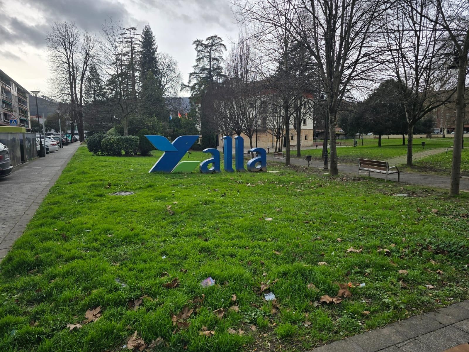 Vista exterior de Garatge en venda en Zalla 