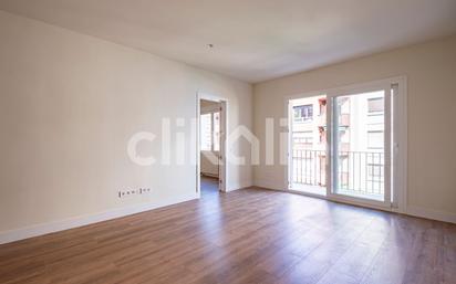 Living room of Flat for sale in  Barcelona Capital  with Air Conditioner, Heating and Terrace
