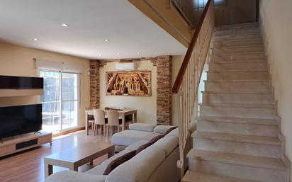 Sala d'estar de Casa o xalet en venda en Aspe amb Piscina