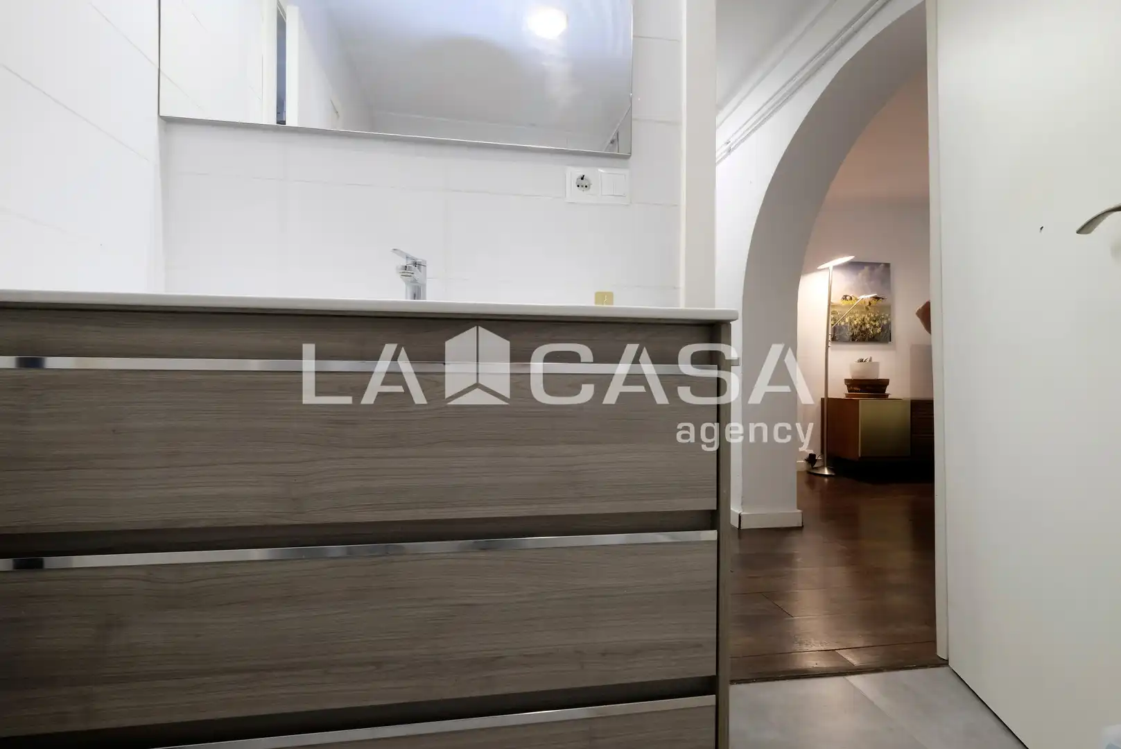 Flat for sale in Barcelona  with Heating