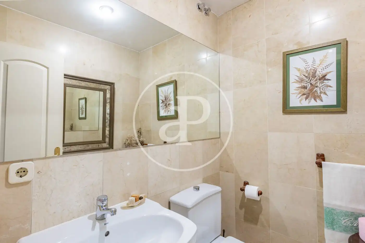 Bathroom of Detached homes for sale in Madrid  with Air Conditioner, Heating and Private garden