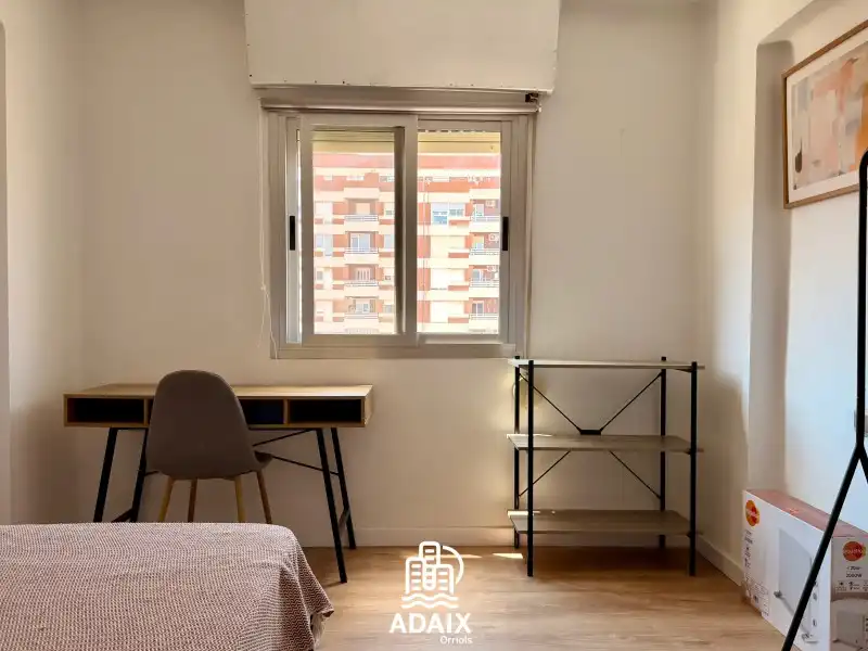Habitación de Piso de alquiler en Sagunto / Sagunt con Aire acondicionado, Calefacción y Amueblado