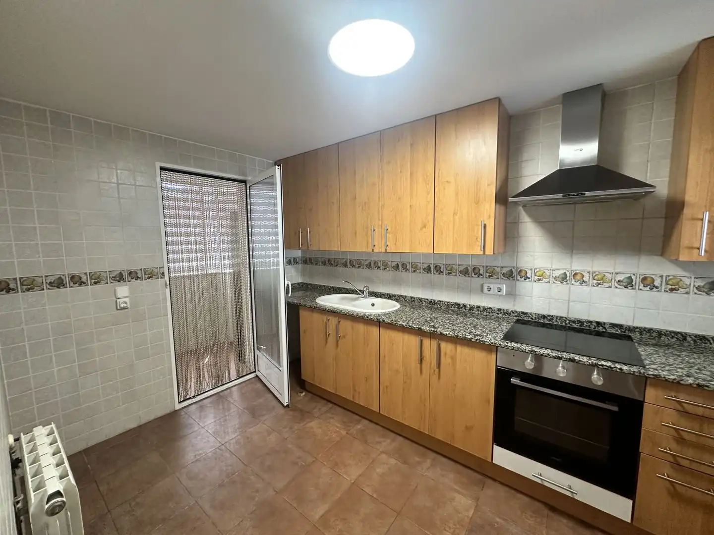 Cuina de Casa adosada de lloguer en Almenara amb Calefacció, Terrassa i Balcó