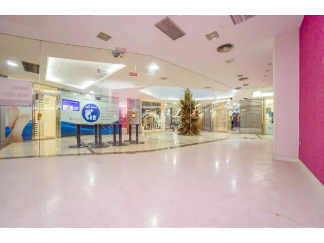 Local comercial en venda a Plaza Cetina, imagen 9