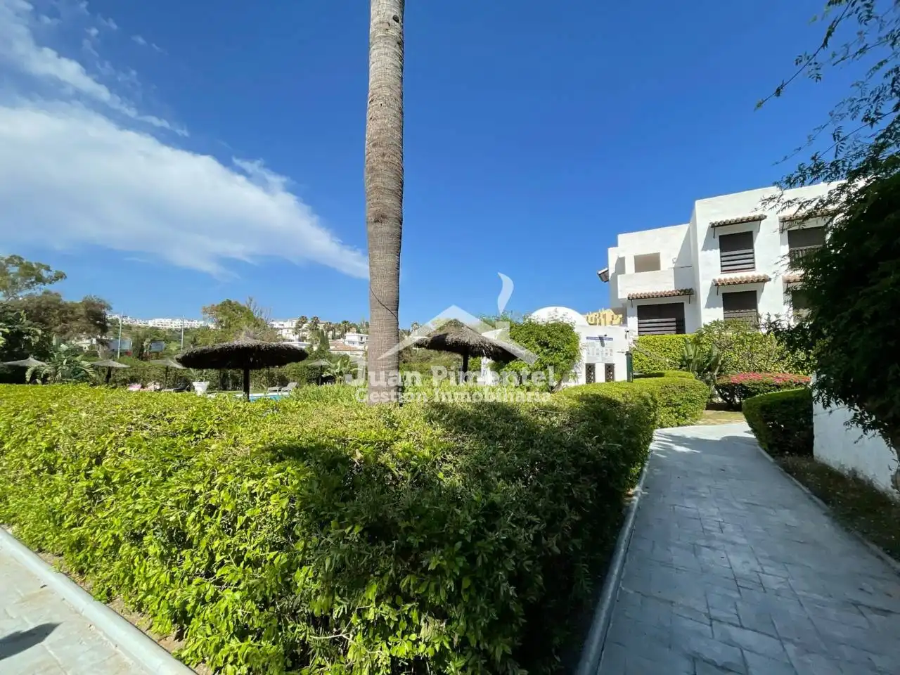 Exterior view of Apartments for sale in Estepona  with Air Conditioner, Private garden and Terrace