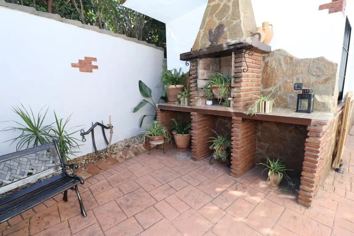 Terraza de Casa o chalet de alquiler en Alhaurín El Grande con Aire acondicionado, Jardín privado y Piscina