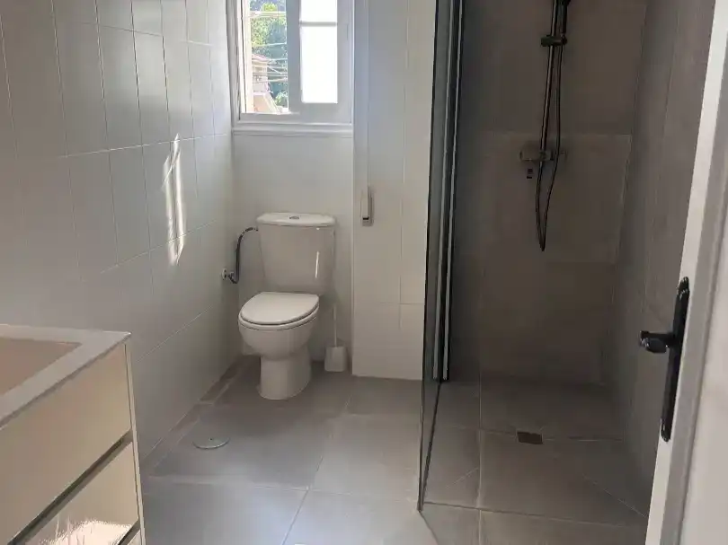 Bany de Pis en venda en Tui