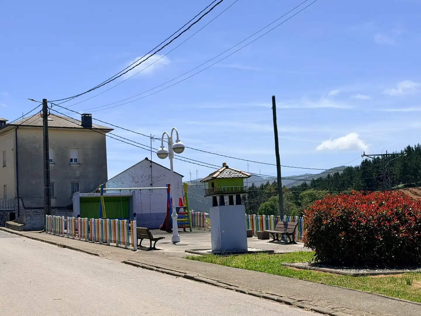 Vista exterior de Casa o chalet en venta en Navia con Calefacción, Terraza y Trastero