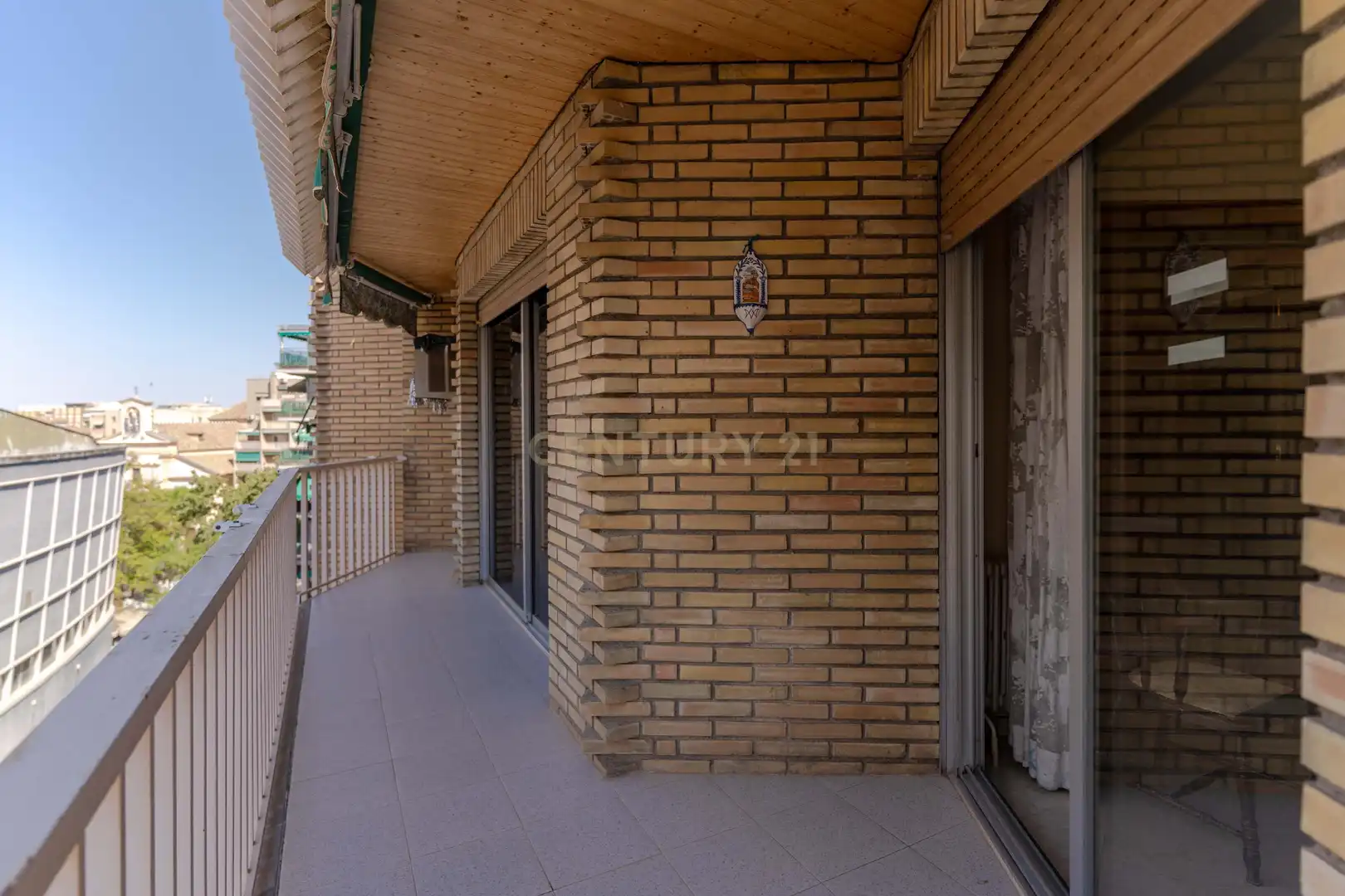 Terraza de Piso en venta en Granada con Trastero y Balcón