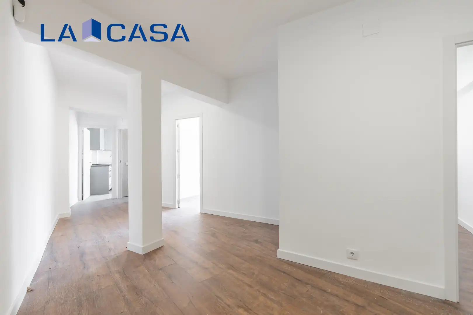 Vista exterior de Piso en venta en Madrid con Calefacción y Terraza