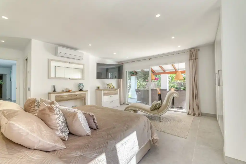 Bedroom of Houses for sale in Calvià  with Private garden, Terrace and Swimming Pool