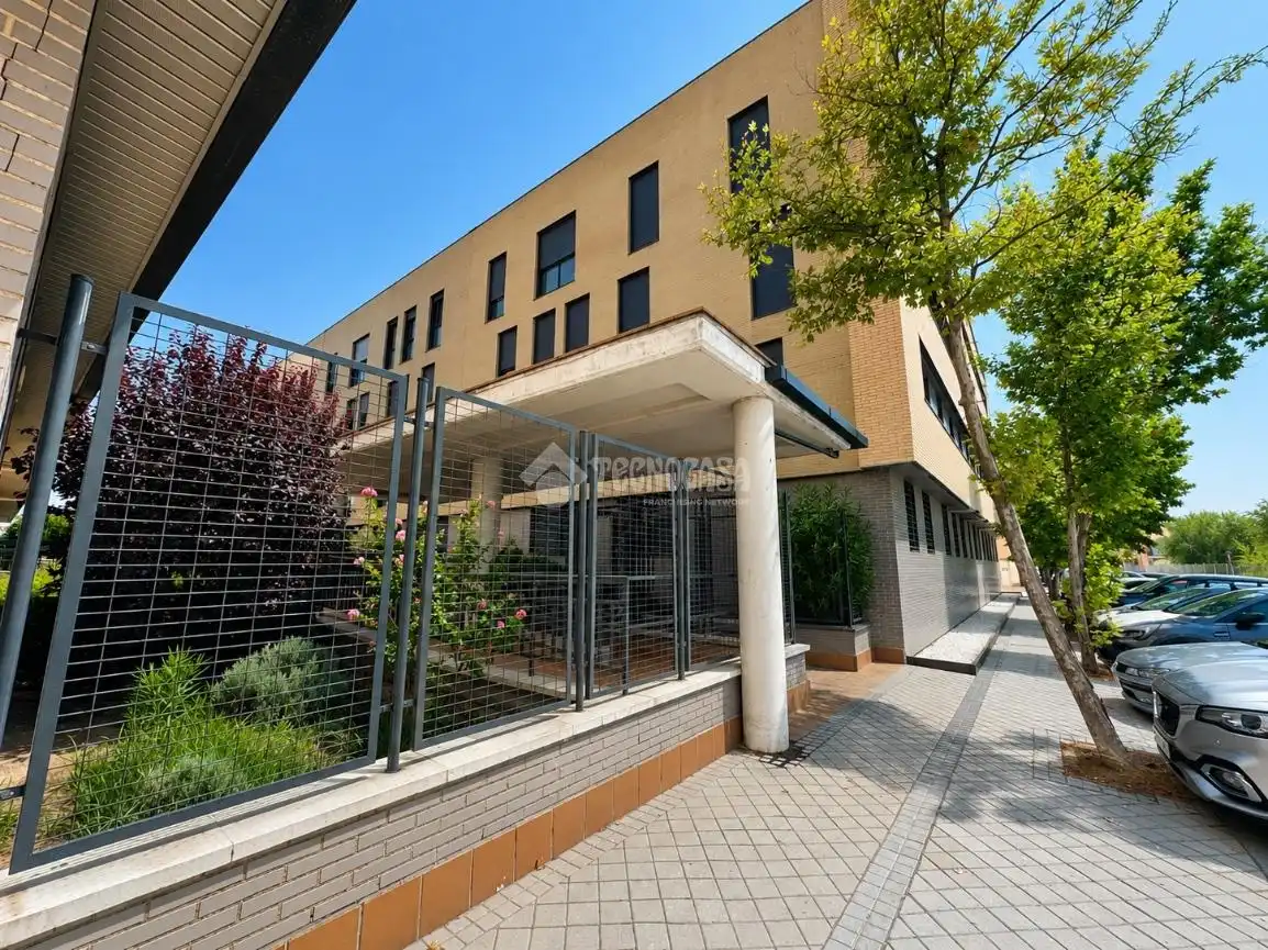 Vista exterior de Pis en venda en Aranjuez amb Calefacció i Traster