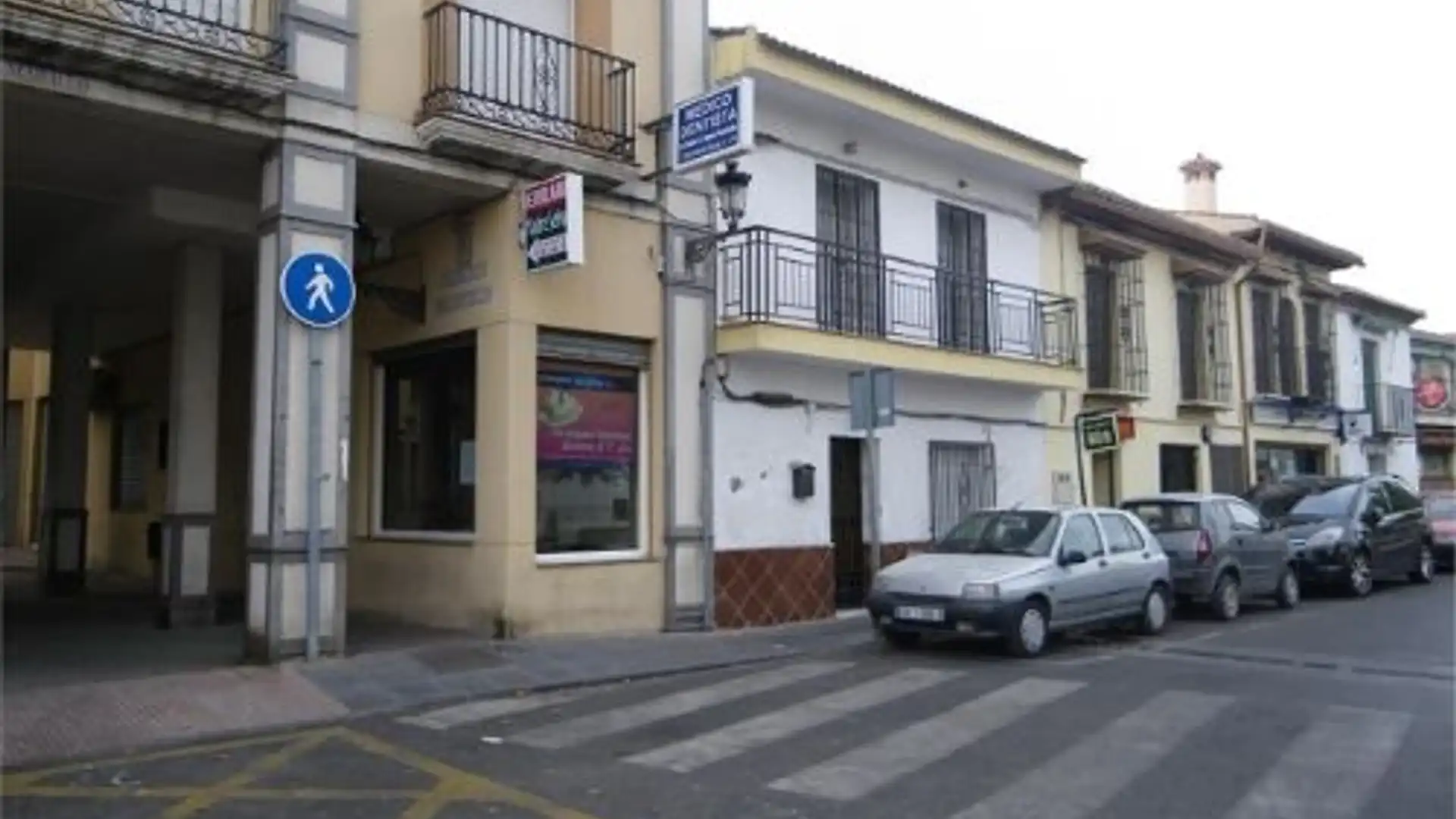 Vista exterior de Local de lloguer en Ogíjares amb Aire condicionat