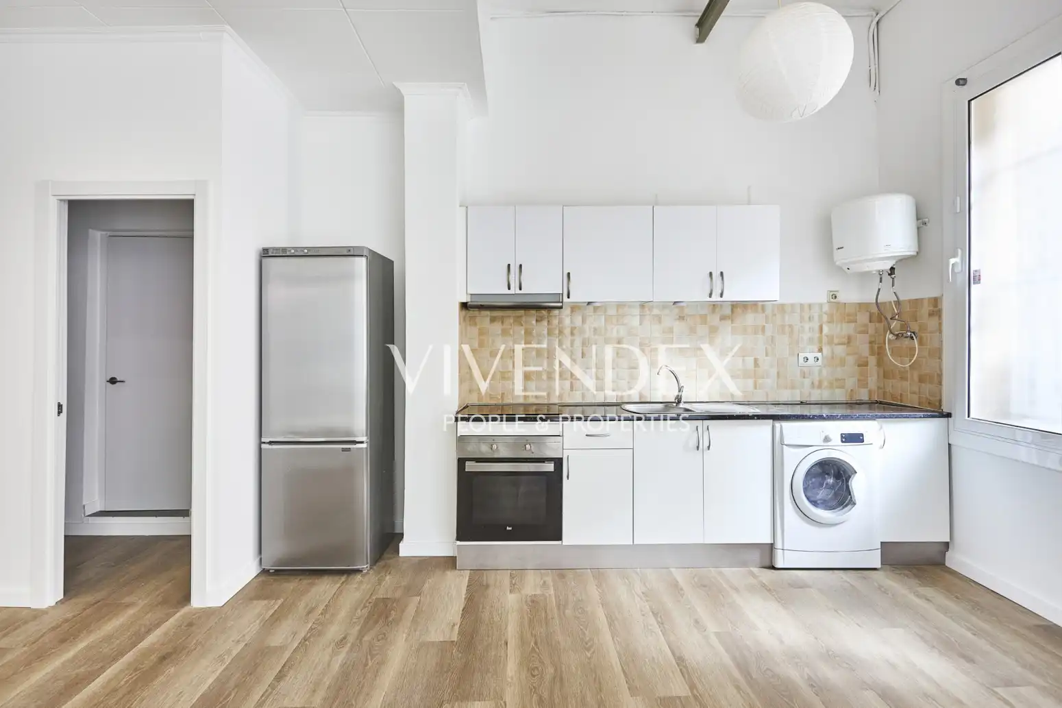 Küche von Wohnung zum Verkauf in L'Hospitalet de Llobregat mit Parkett