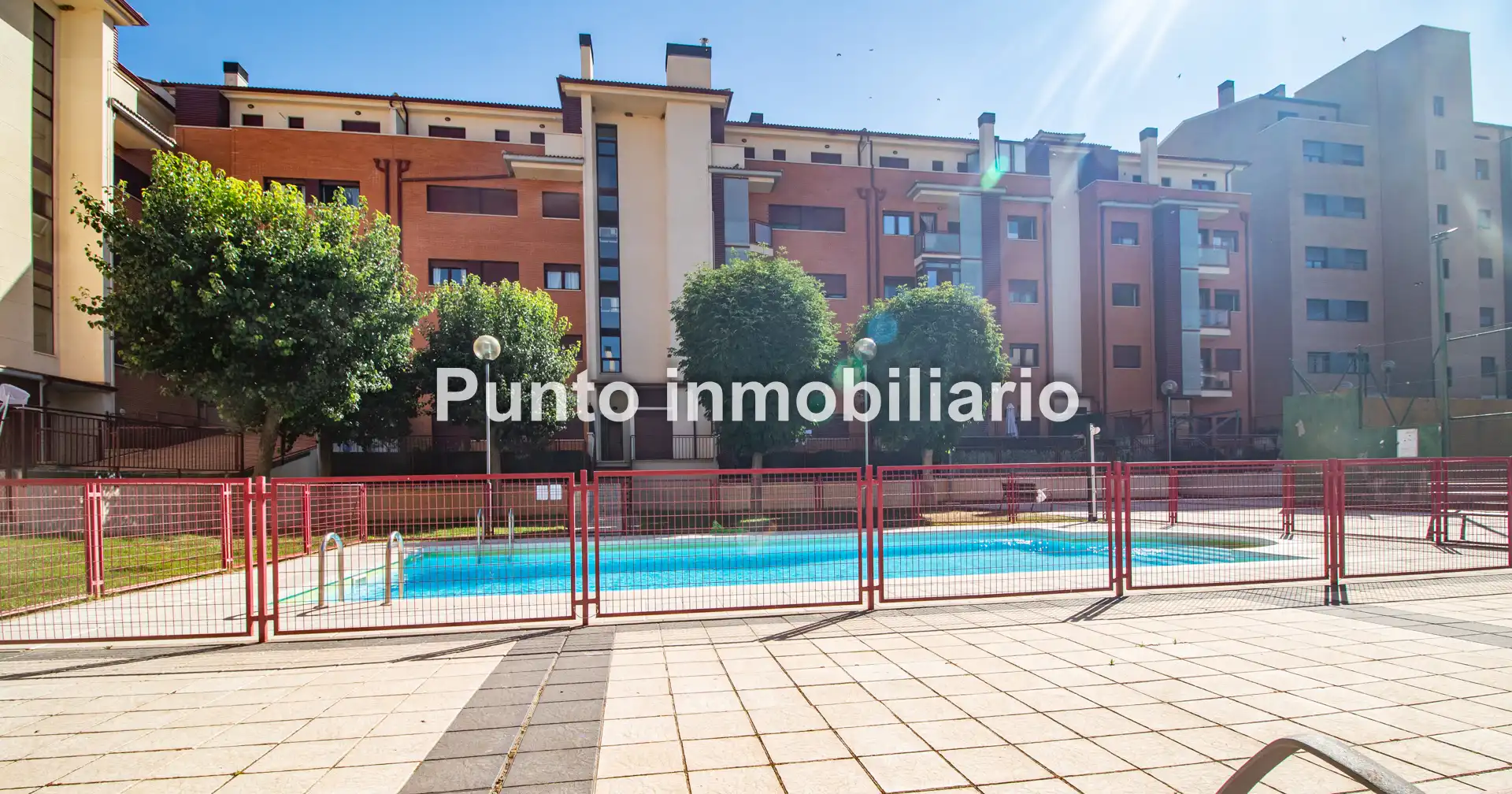 Swimming pool of Flat for sale in Arroyo de la Encomienda  with Heating, Parquet flooring and Storage room
