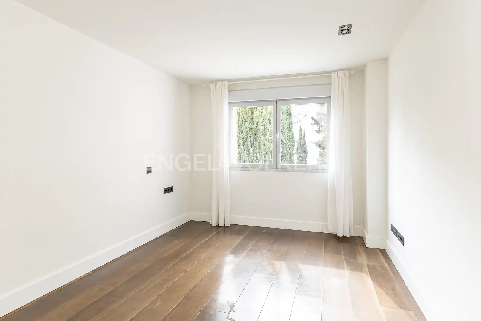 Schlafzimmer von Wohnung zur Miete in Chamartín