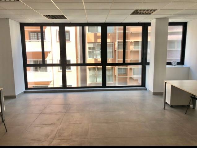Oficina en Alquiler en Calle León y Castillo en Arenales - Lugo - Avda. Marítima
