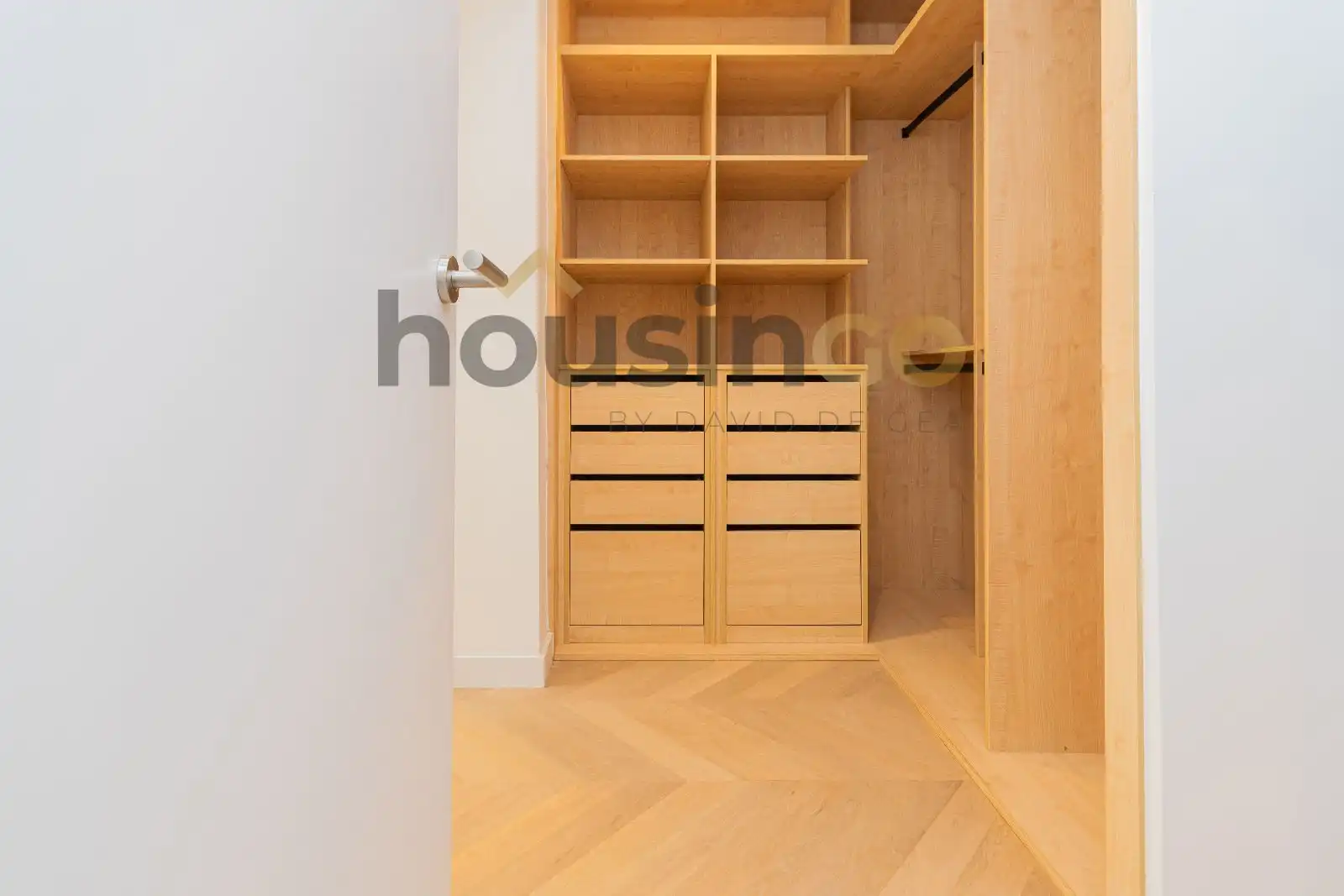 Bedroom of Flat for sale in Madrid  with Air Conditioner, Heating and Parquet flooring