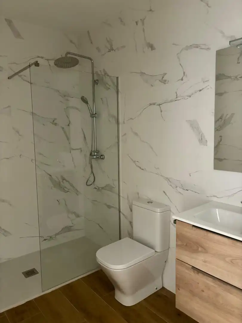 Baño de Piso en venta en Barañáin / Barañain con Calefacción y Terraza