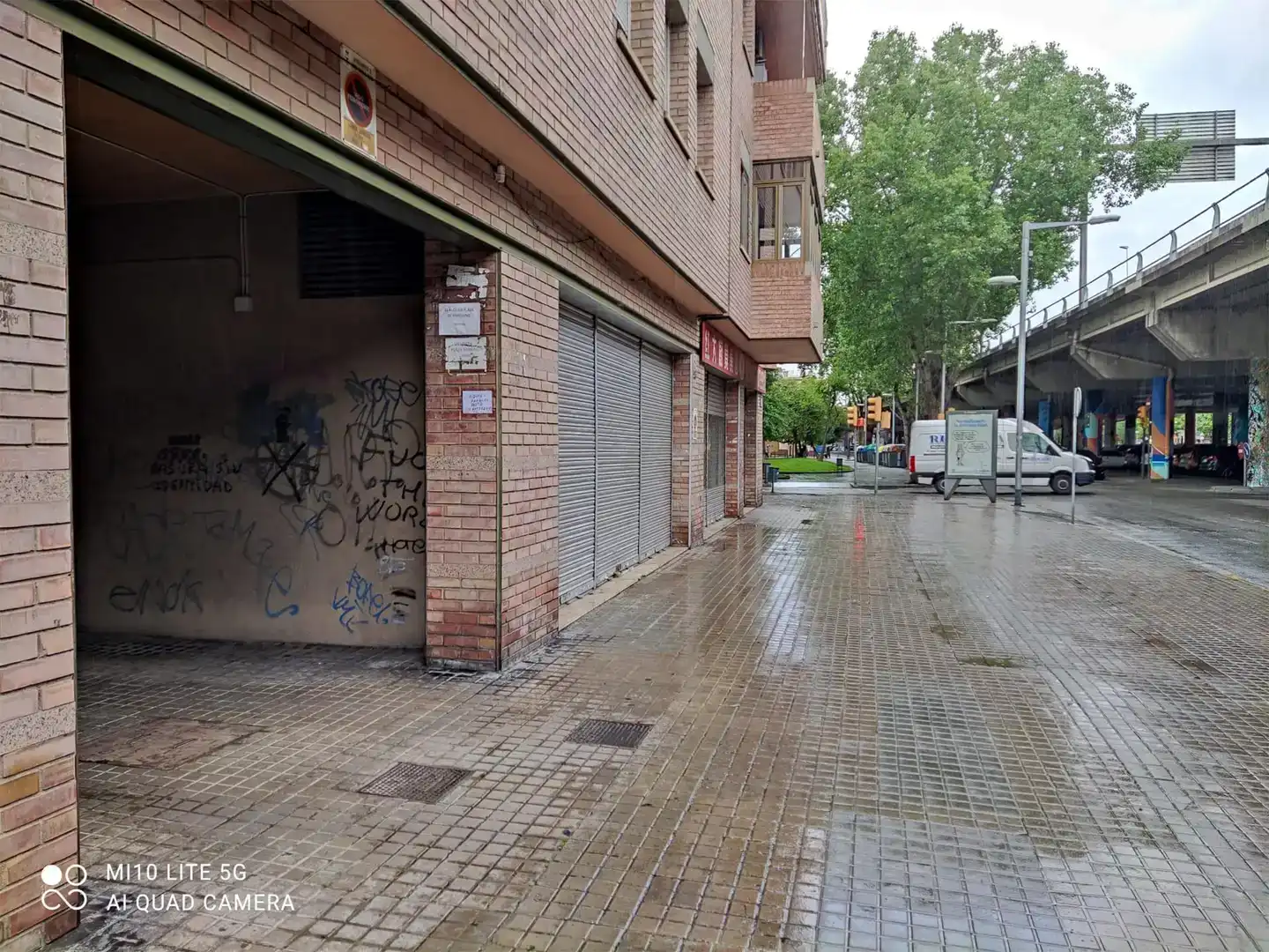 Vista exterior de Garatge en venda en Sant Adrià de Besòs