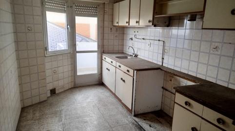 Foto 5 de Piso en venta en Calle Calle Cádiz, Flores de Sil - La Placa, Ponferrada