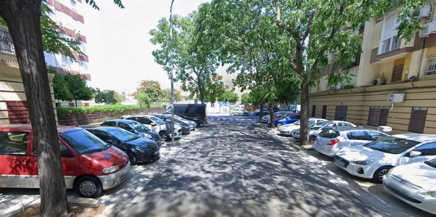 Flat with lift for sale in MENENDEZ PIDAL