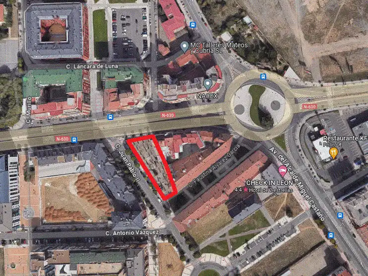 Terreni e lotti in vendita a Avenida Fernandez Ladreda 7D