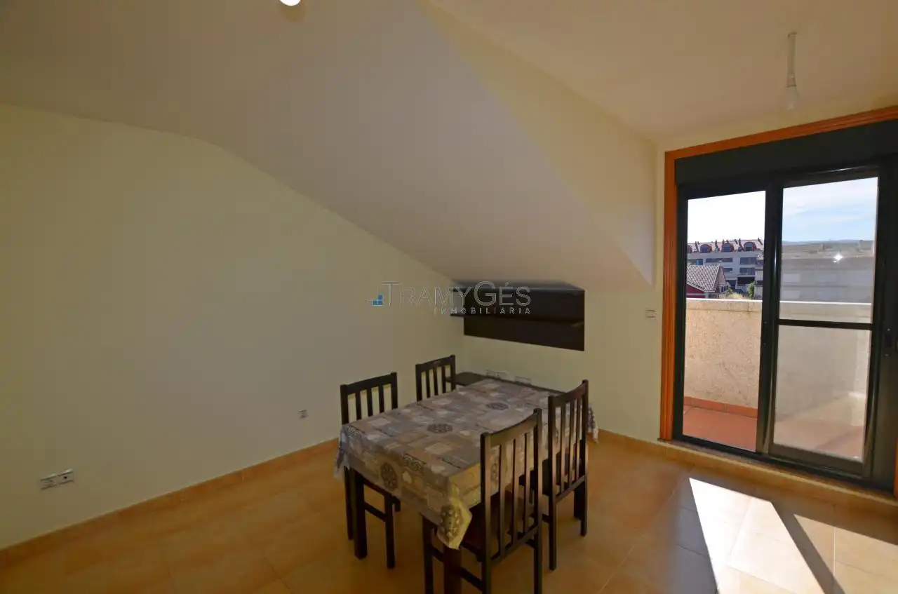 Terraza de Ático en venta en O Rosal   con Calefacción, Terraza y Trastero