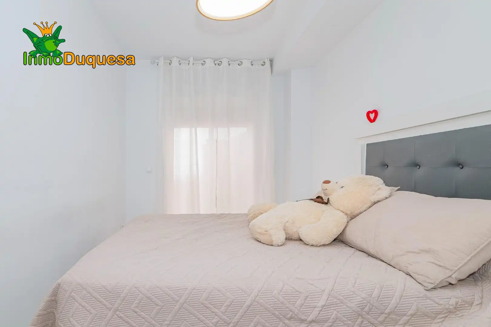 Habitación de Piso en venta en La Zubia con Aire acondicionado, Calefacción y Terraza