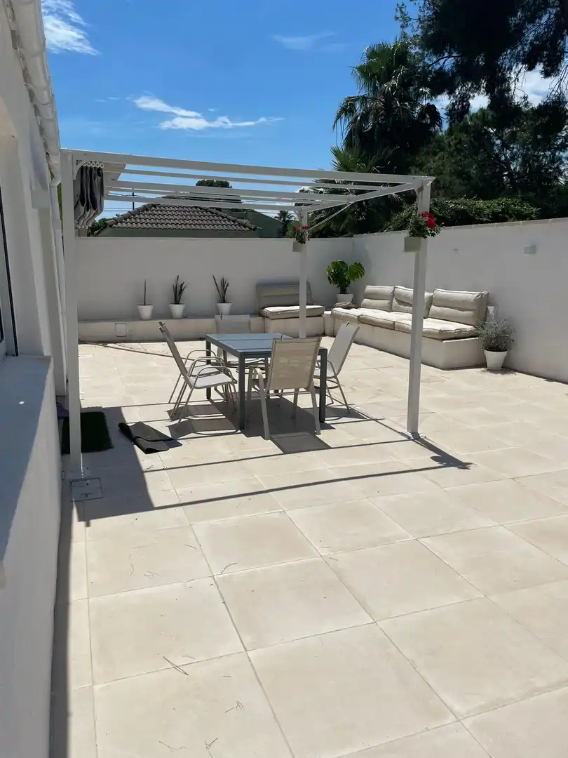 Terrace of Houses for rent in Paterna  with Air Conditioner, Private garden and Parquet flooring