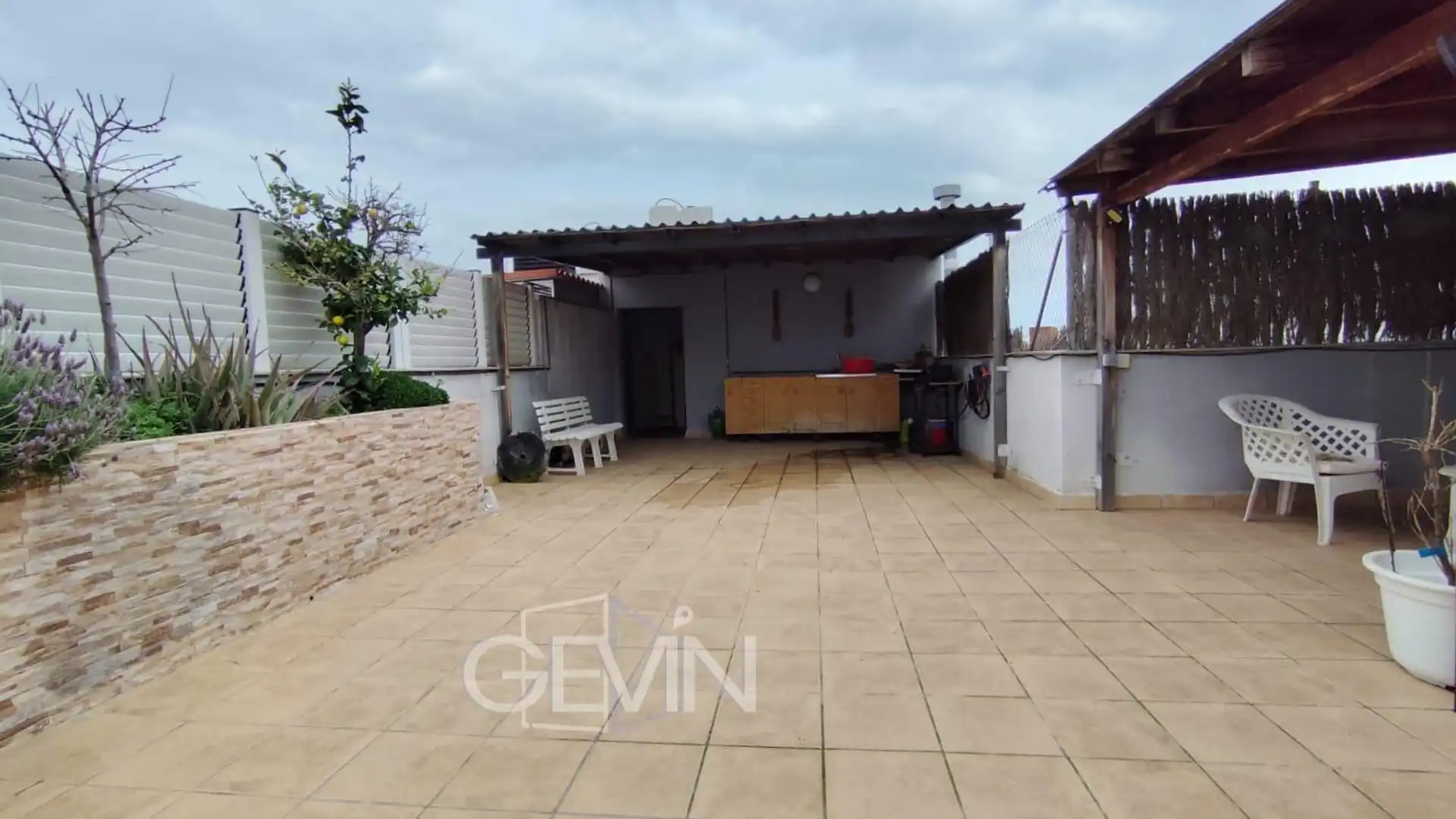 Jardí de Pis en venda en El Vendrell amb Calefacció, Terrassa i Traster