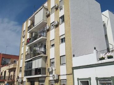 Piso en venta en C/ José Luis Navarro