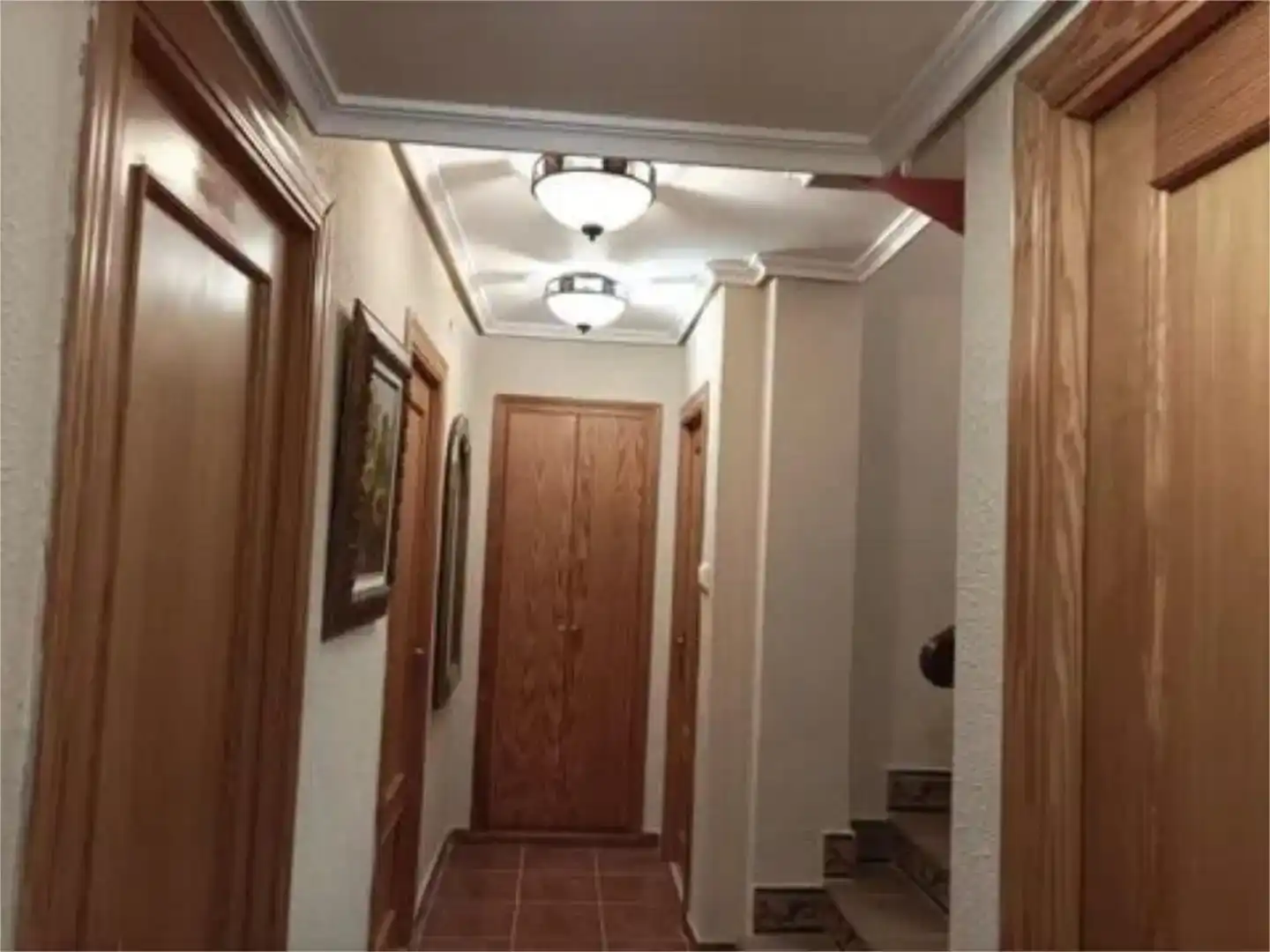 Houses for sale in Gilet  with Air Conditioner, Private garden and Storage room
