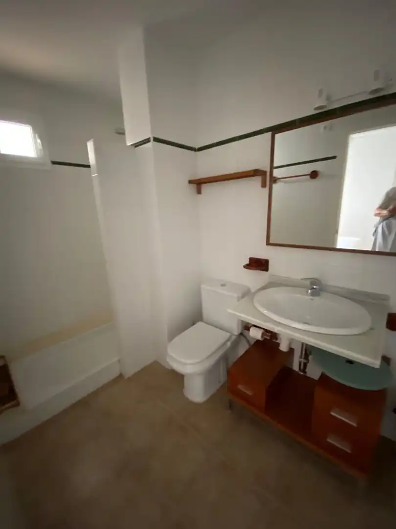 Baño de Piso en venta en Vera con Aire acondicionado, Jardín privado y Terraza