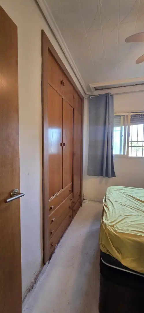 Dormitori de Casa o xalet en venda en Llíria amb Terrassa i Piscina comunitària