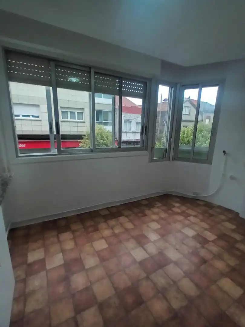Flat for rent in Vigo , Pontevedra