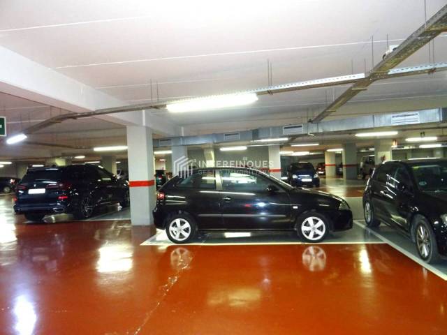 Garaje en Venta en Calle Energía en Pomar