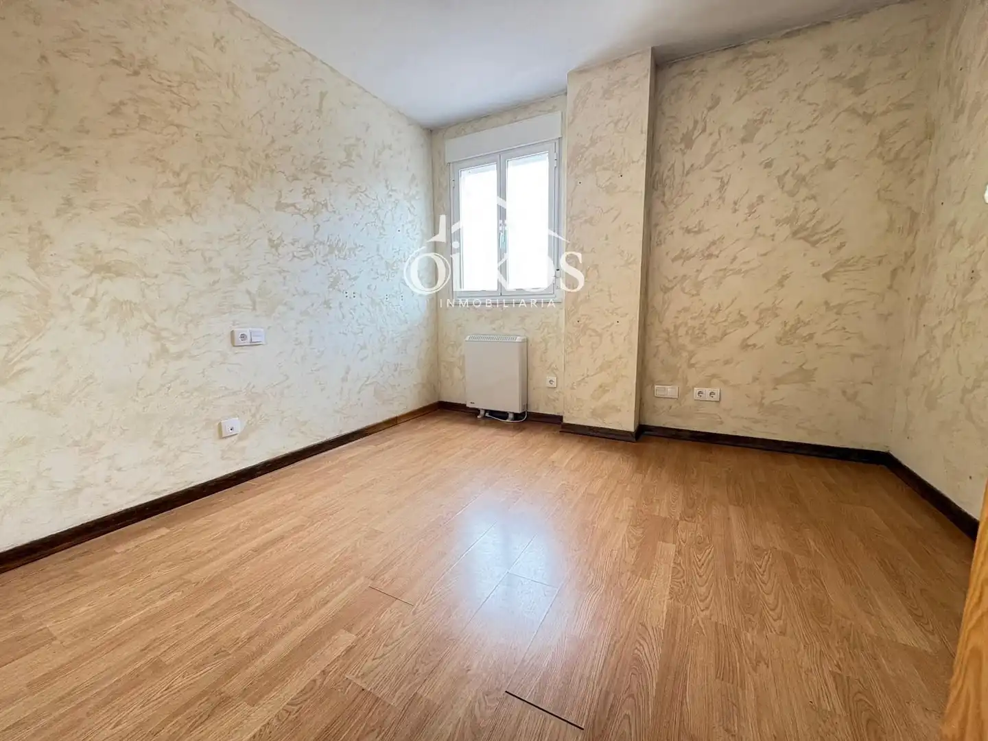 Piso en venta en Terradillos con Calefacción, Trastero y Amueblado