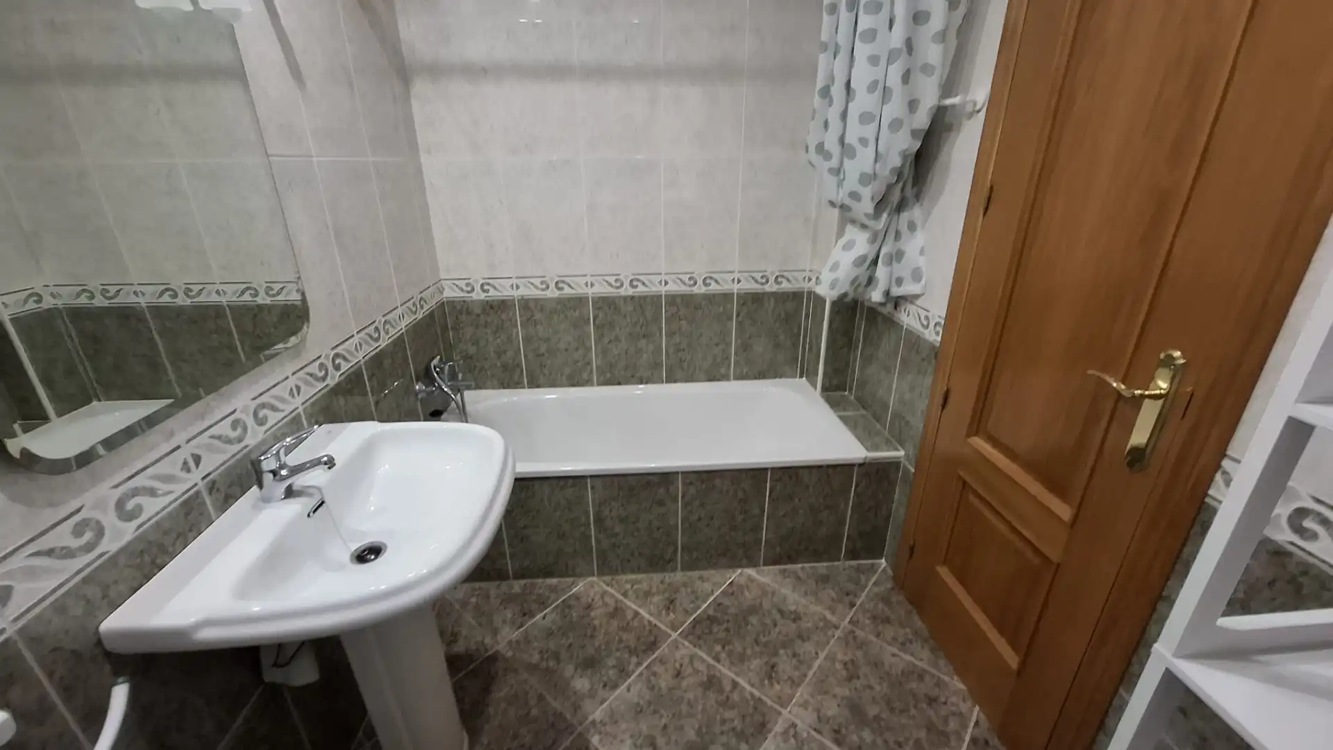 Bany de Casa o xalet en venda en Motril amb Aire condicionat, Terrassa i Traster