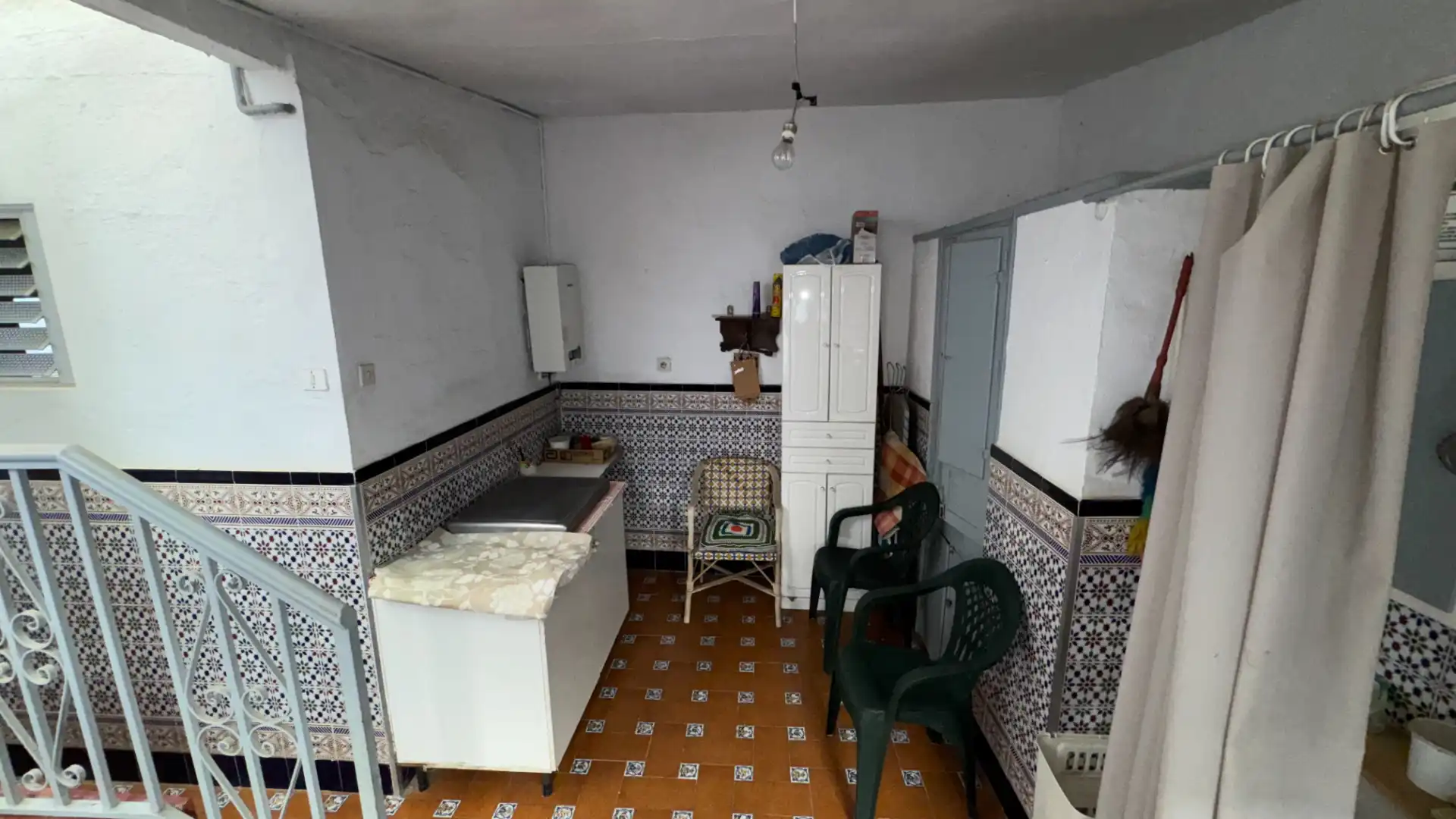 Cuina de Casa o xalet en venda en Brenes amb Aire condicionat, Traster i Moblat