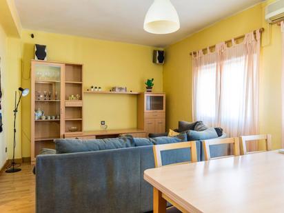 Living room of Flat for sale in  Zaragoza Capital  with Heating