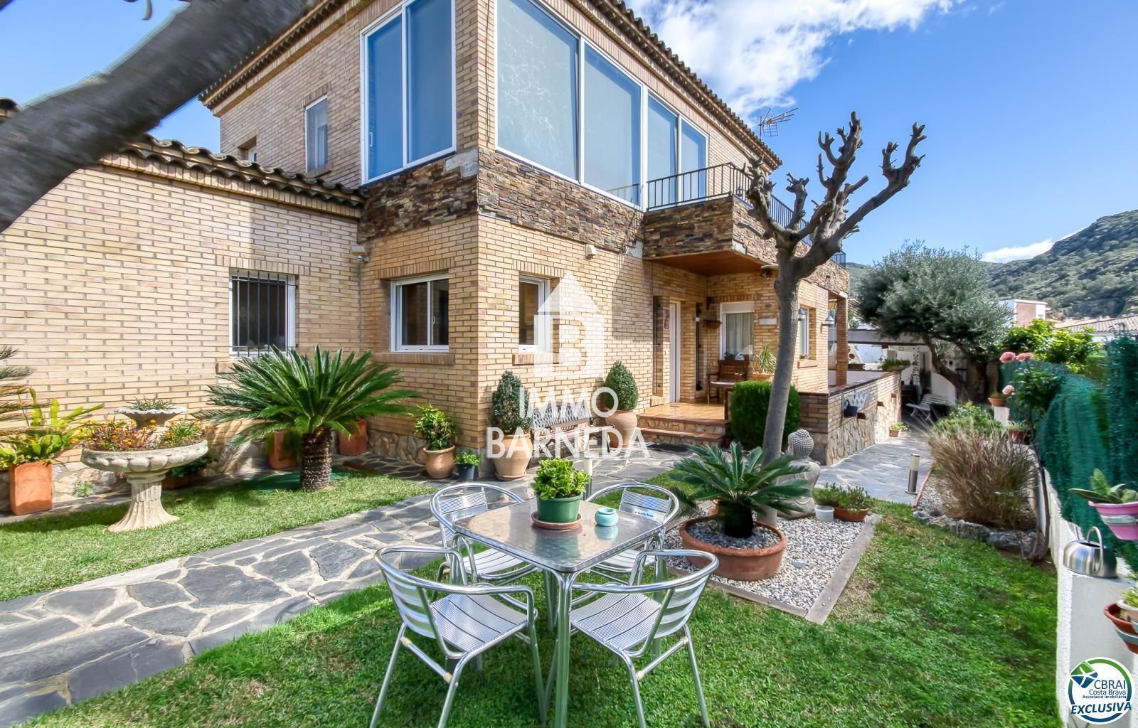 Exterior view of House or chalet for sale in Roses  with Air Conditioner, Heating and Private garden