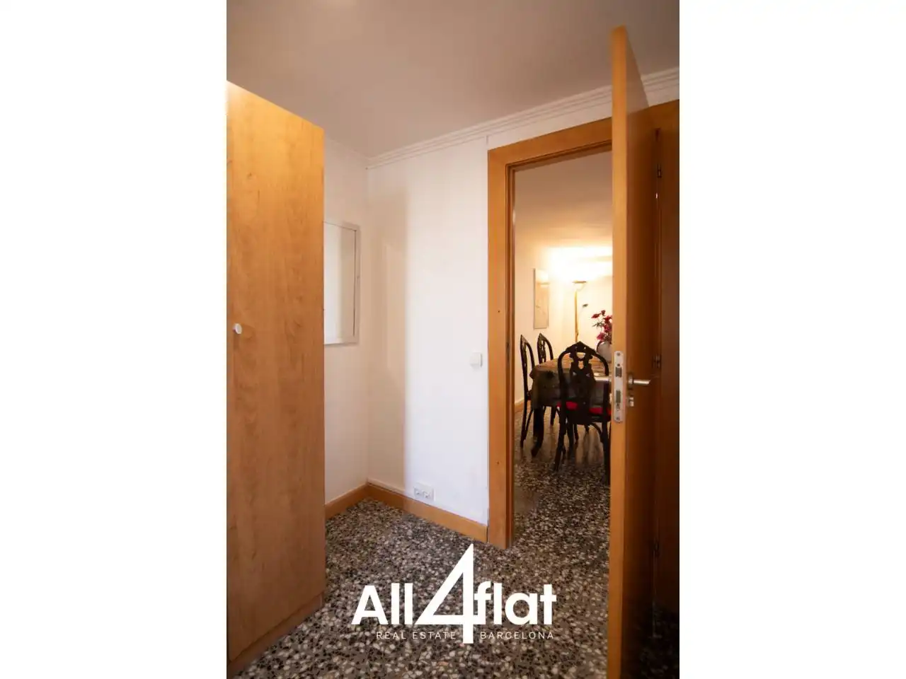 Flat for rent in Barcelona  with Air Conditioner, Heating and Furnished